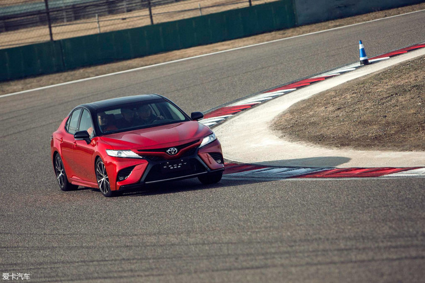 日系三強：凱美瑞動態