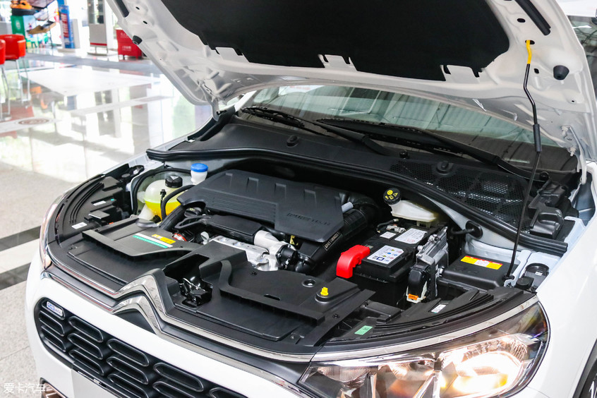 實拍雪鐵龍C3-XR 更萌更精致的法系SUV