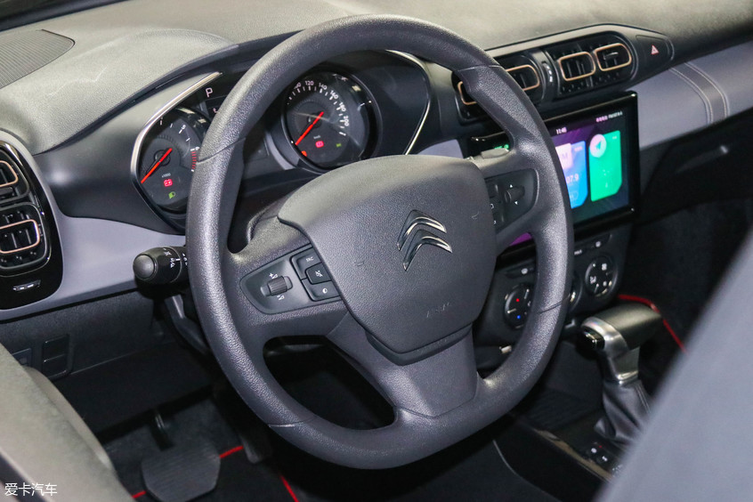 實拍雪鐵龍C3-XR 更萌更精致的法系SUV