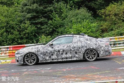 奔馳C級內飾變這樣？ 近期新車諜照匯總