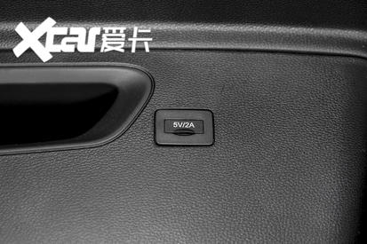 愛卡實(shí)拍寶駿360 CVT版 載人拉貨兩不誤