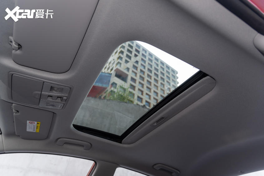 愛(ài)卡實(shí)拍新一代悅納：內(nèi)飾解析