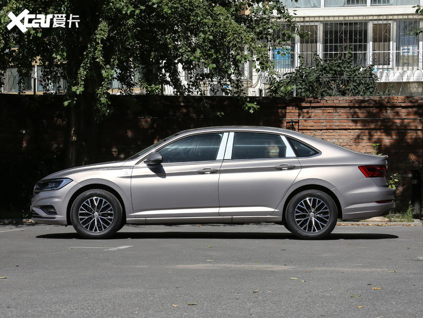 解讀速騰中低配車型：外觀