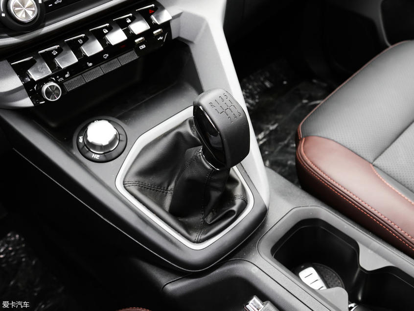 動(dòng)力對(duì)比