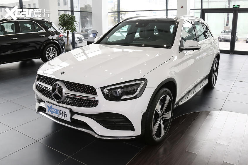 選轎車還是選SUV