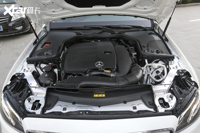 選轎車還是選SUV