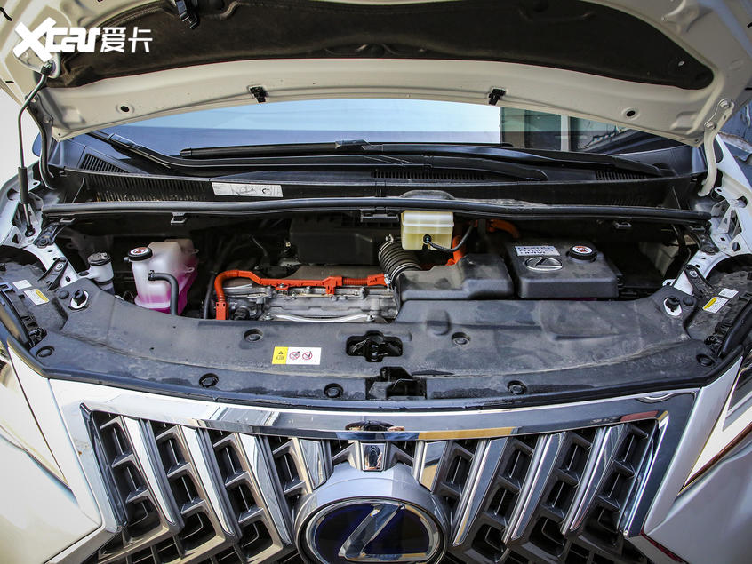 實拍雷克薩斯LM后排