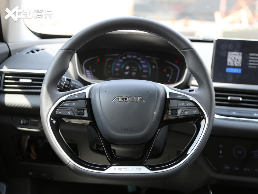 奕炫GS內飾充滿科技感