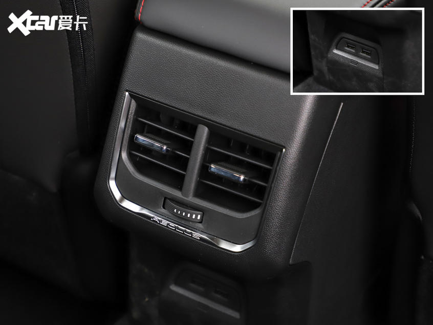 奕炫GS內飾充滿科技感