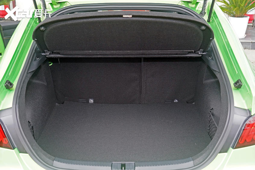 名爵2020款名爵6