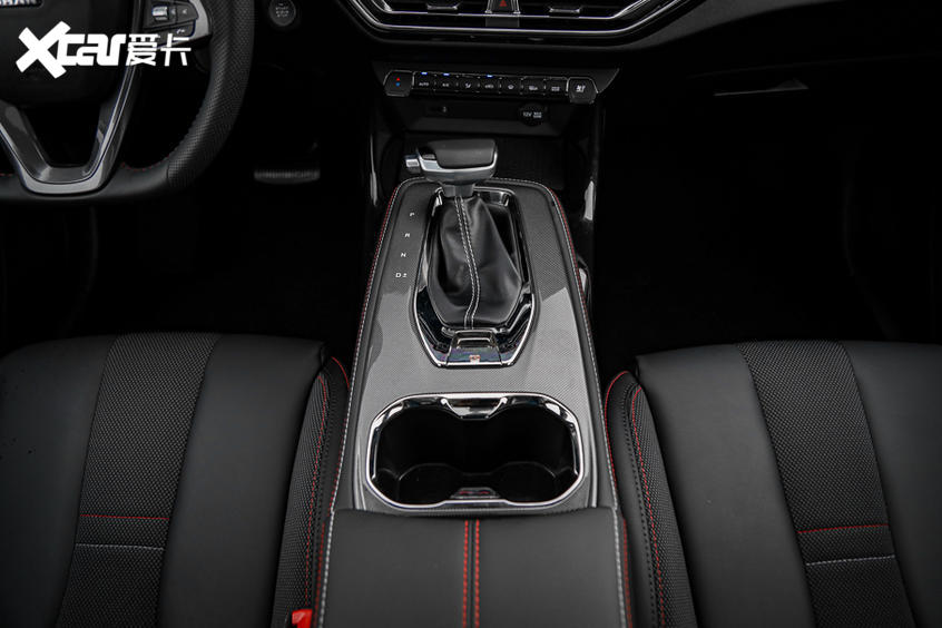 搶先靜態體驗長安歐尚X5 集齊爆款要素