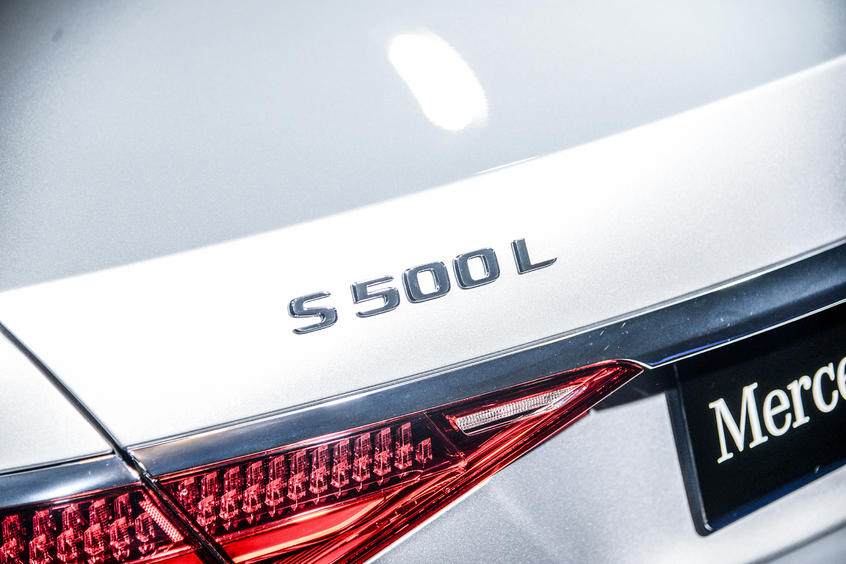 解析全新一代奔馳S級