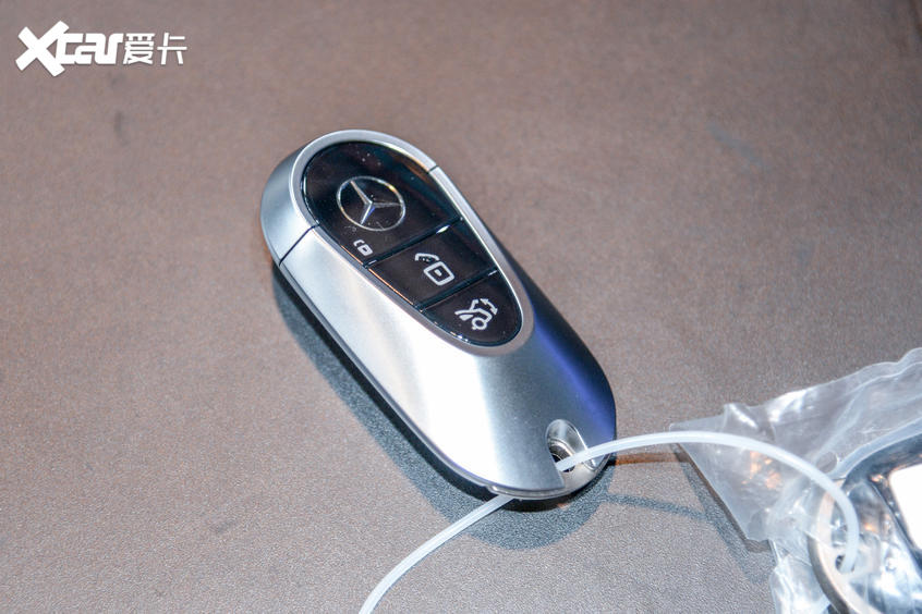 解析全新一代奔馳S級(jí)