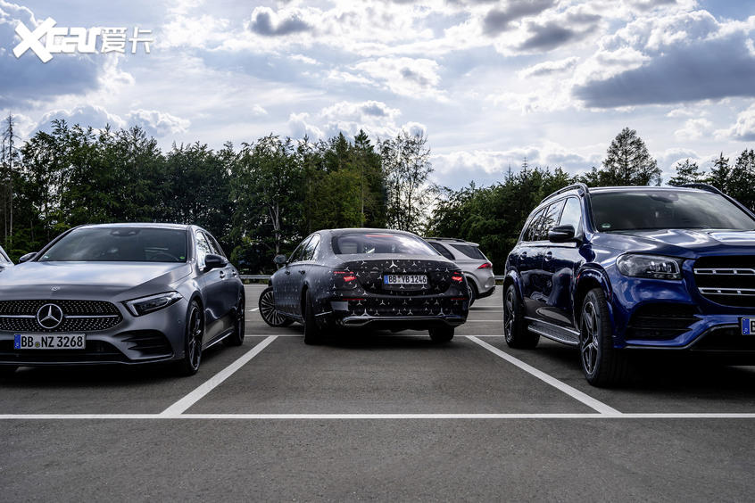 解析全新一代奔馳S級(jí)