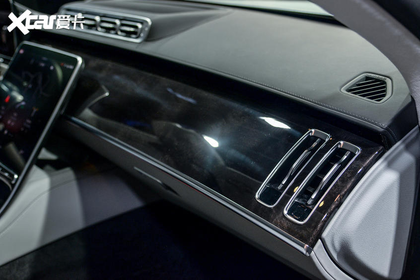 解析全新一代奔馳S級(jí)