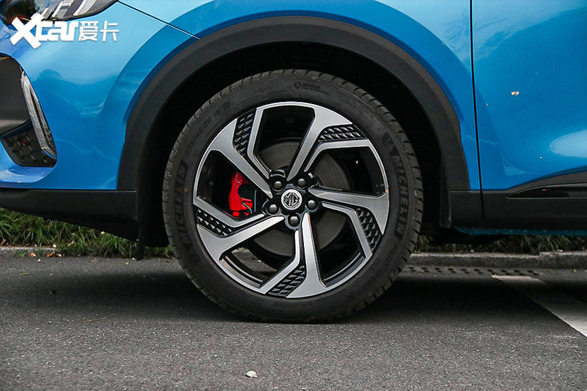 MG领航300TGI道路试驾