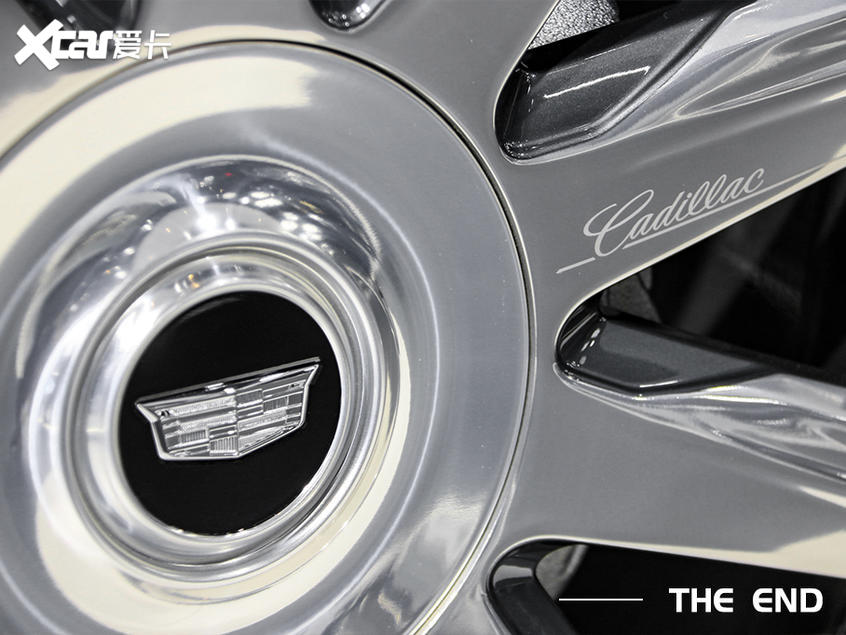 實拍凱迪拉克凱雷德長軸版 大佬新標配