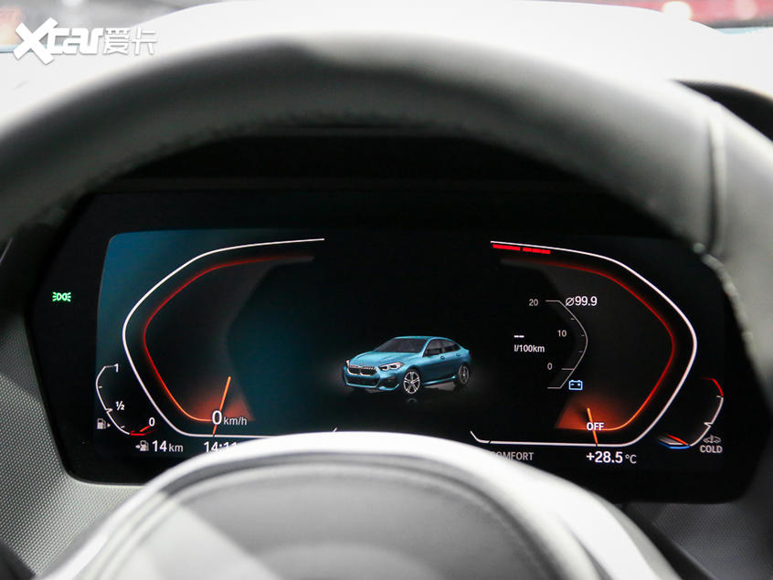 實拍BMW 2系四門轎跑車