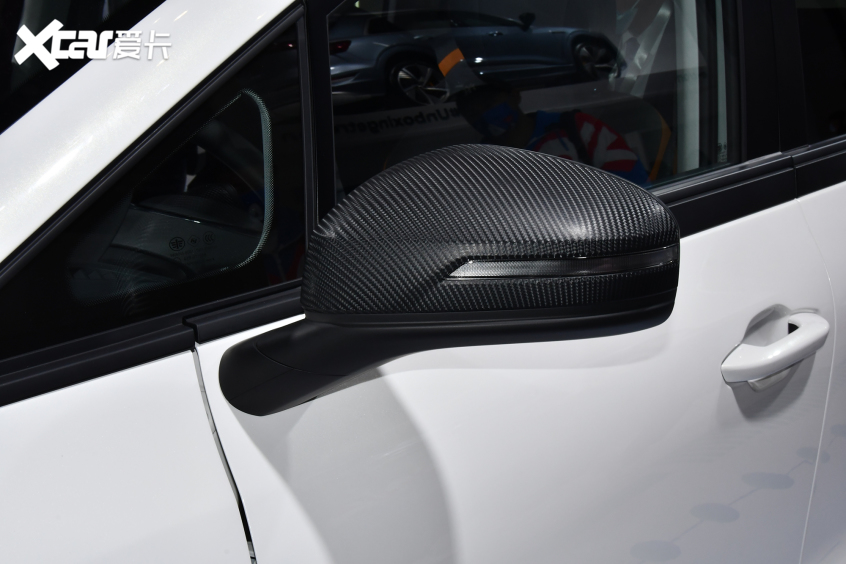 一汽奔騰2021款奔騰E05