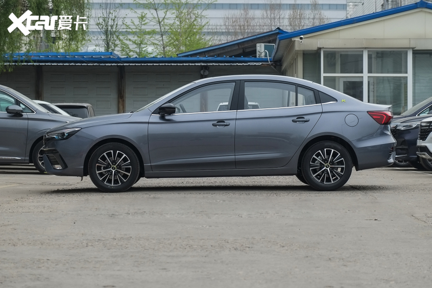 新款榮威i5 1.5L CVT 星耀版