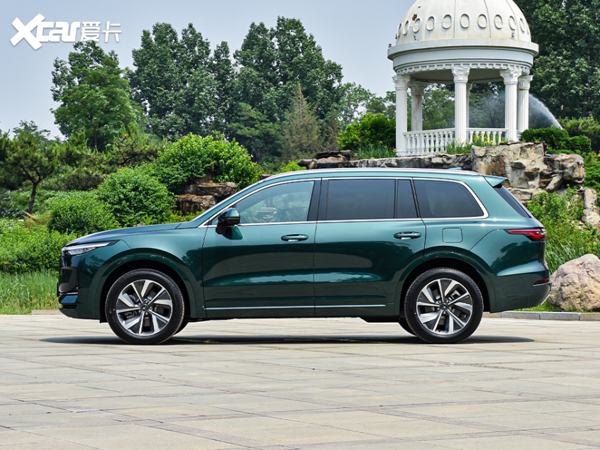 實拍體驗新款理想ONE