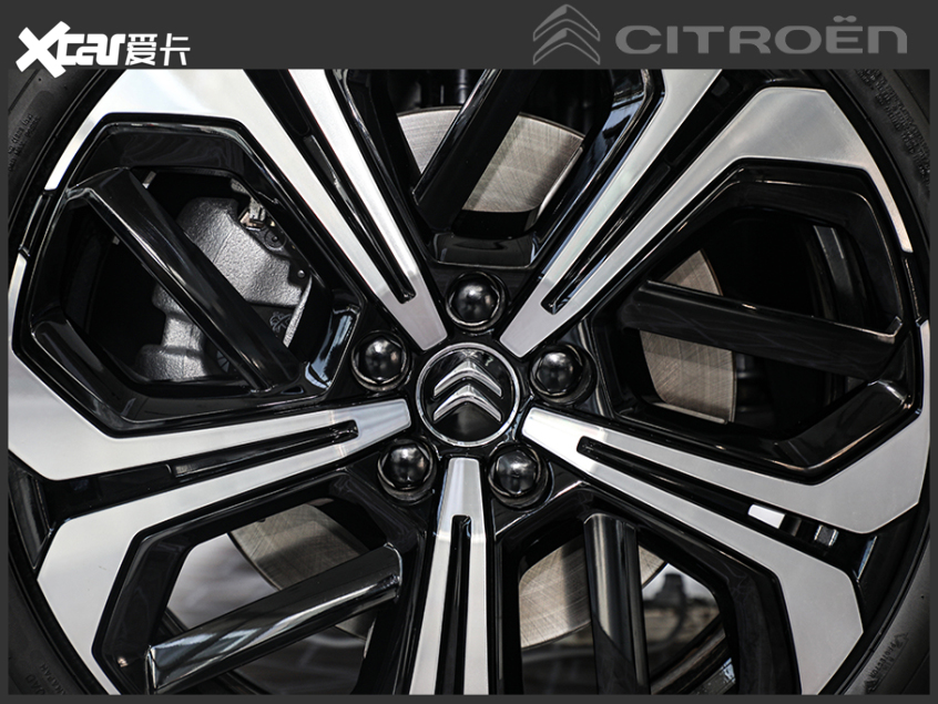 東風(fēng)雪鐵龍2021款凡爾賽C5X