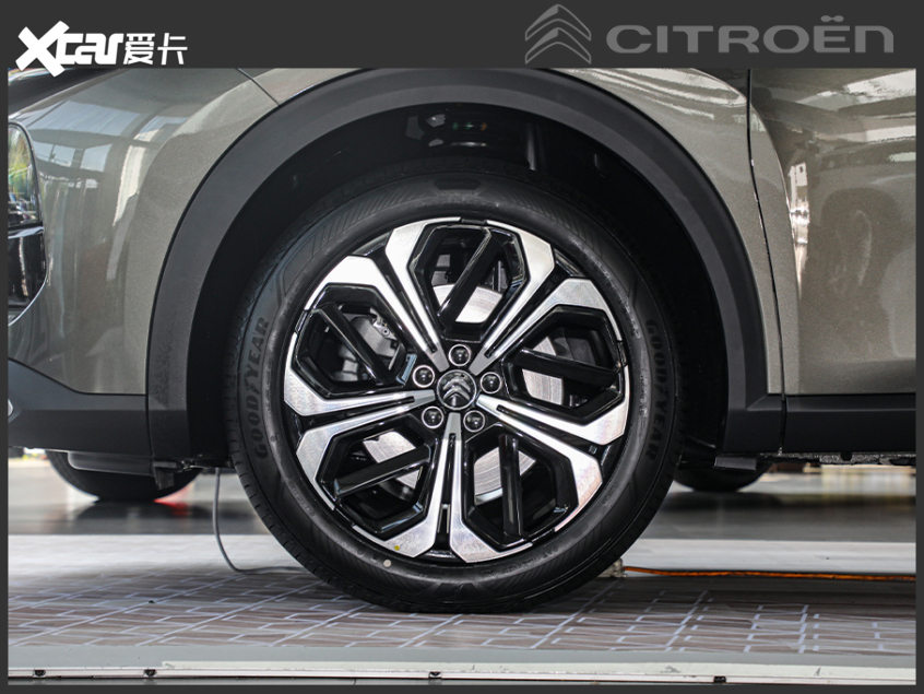 東風(fēng)雪鐵龍2021款凡爾賽C5X