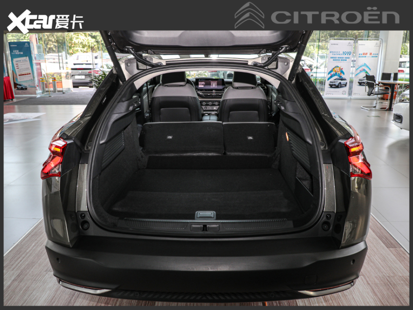 東風(fēng)雪鐵龍2021款凡爾賽C5X