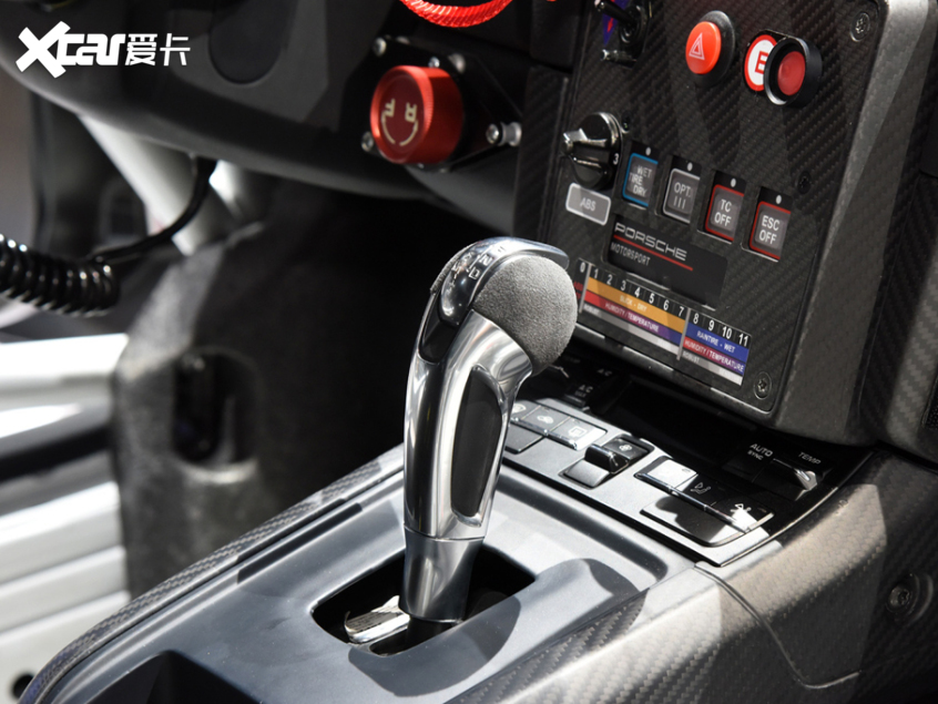 SUV竟比賽車還要快