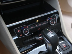 實拍寶馬2系運動旅行車