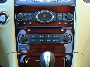 東風英菲尼迪2015款英菲尼迪QX50