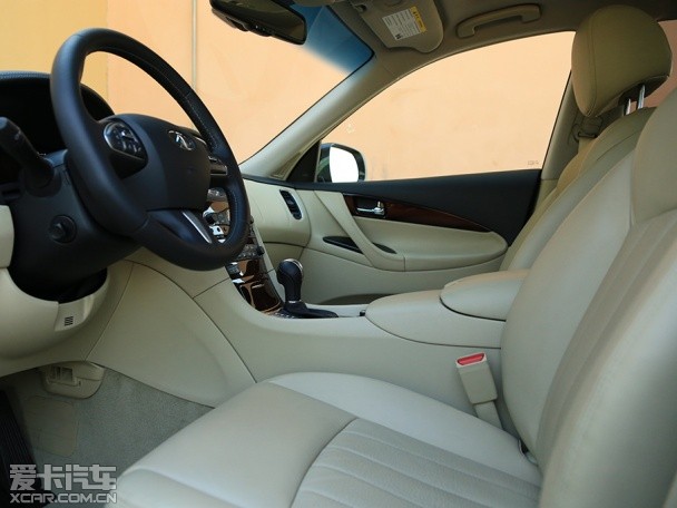 東風英菲尼迪2015款英菲尼迪QX50