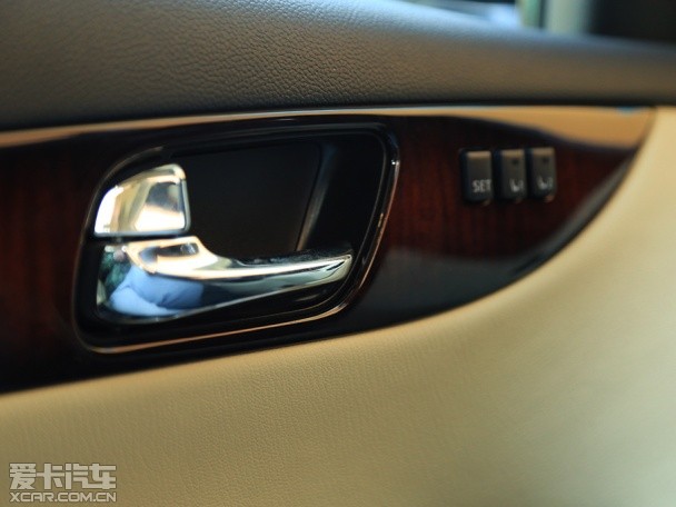 東風英菲尼迪2015款英菲尼迪QX50