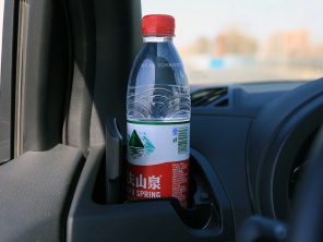 東風風度2015款MX6