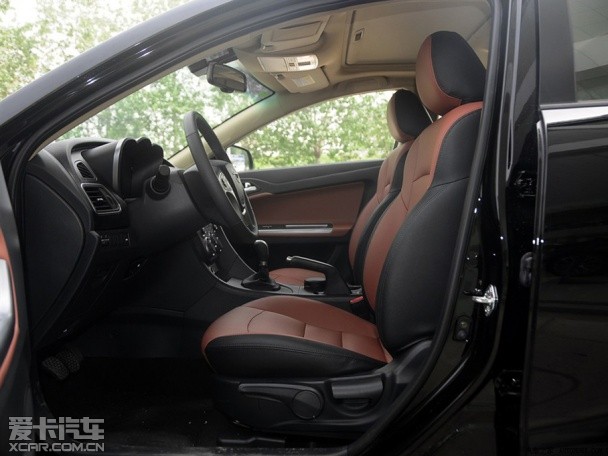 海馬汽車2015款福美來M5