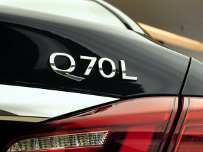 實(shí)拍新英菲尼迪Q70L