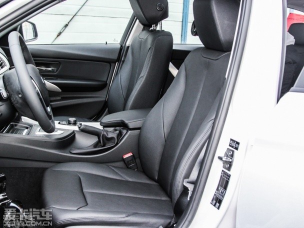 寶馬3系旅行版對比沃爾沃V60