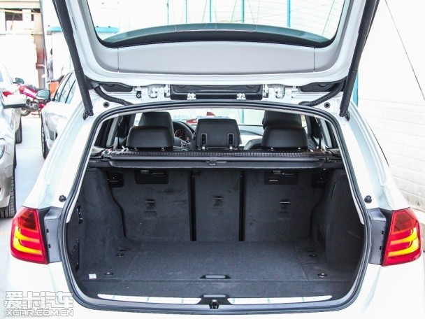 寶馬3系旅行版對比沃爾沃V60