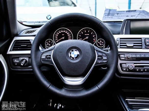 寶馬3系旅行版對比沃爾沃V60