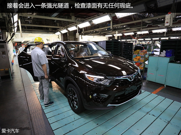 東南汽車2015款東南DX7