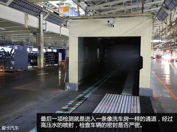 東南汽車2015款東南DX7