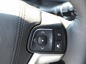 實拍新豐田Sienna