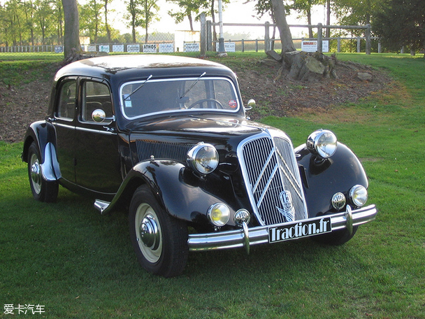 车型海选 抹不去的经典 三款二战名车继承者推荐      1934年,雪铁龙