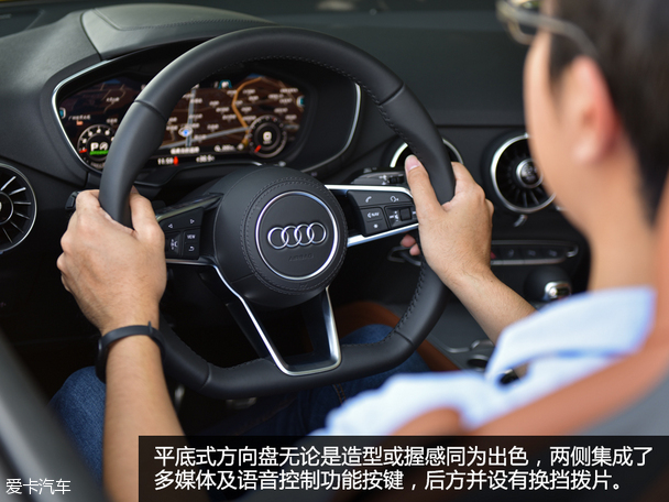 實(shí)拍奧迪TT敞篷