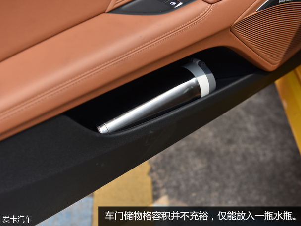 實(shí)拍奧迪TT敞篷