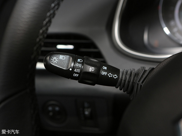 薦1.5L自動智行版 樂風RV全系購車手冊