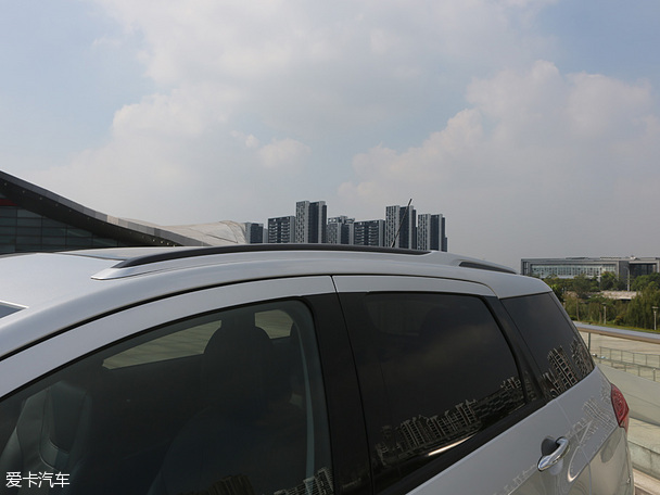 薦1.5L自動智行版 樂風RV全系購車手冊