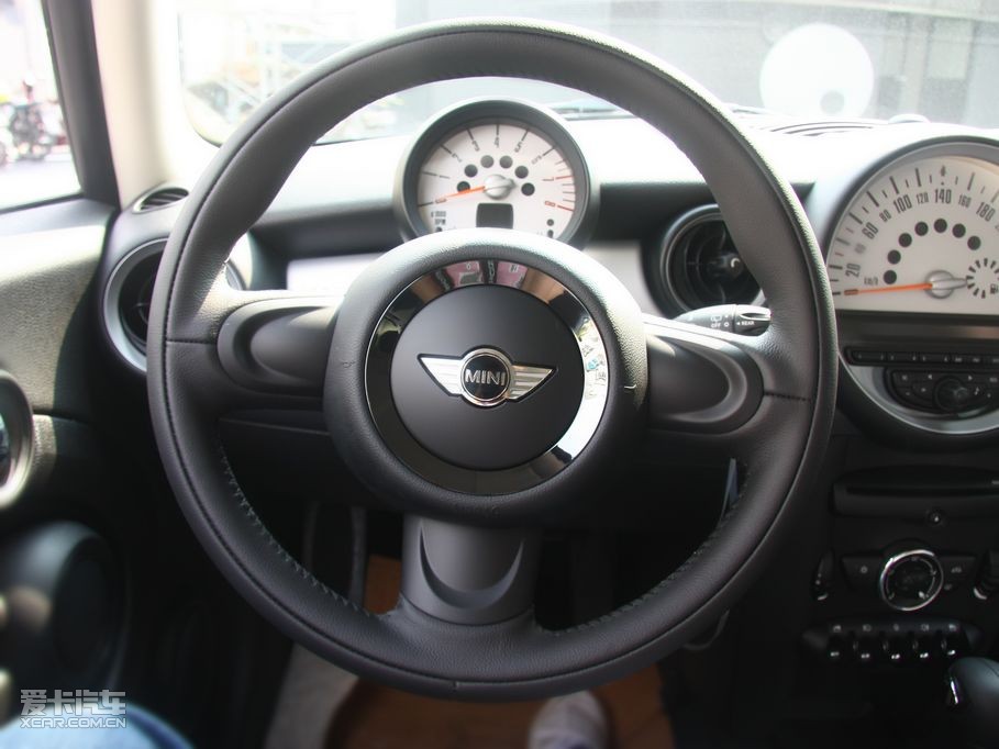 2011MINI CLUBMAN ONE