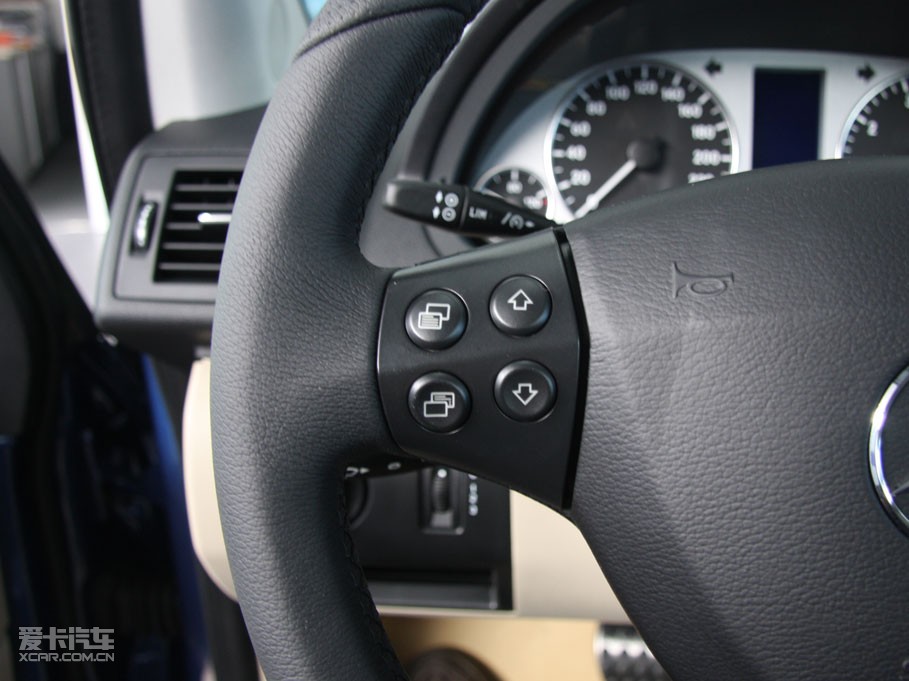 2011��YA��(j��)(�M(j��n)��) 