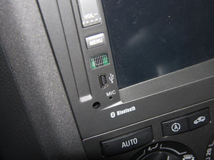 2009款2.4L 自动 中控区